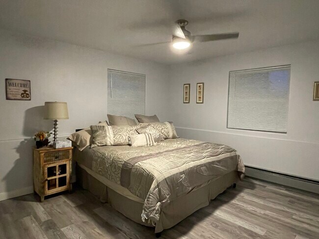 1038 S Knollwood Dr unit 1038 Lower, Saukville, WI 53080 - photo 7