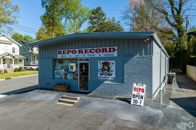 Repo Record sells new and used vinyl in Commonwealth Park.