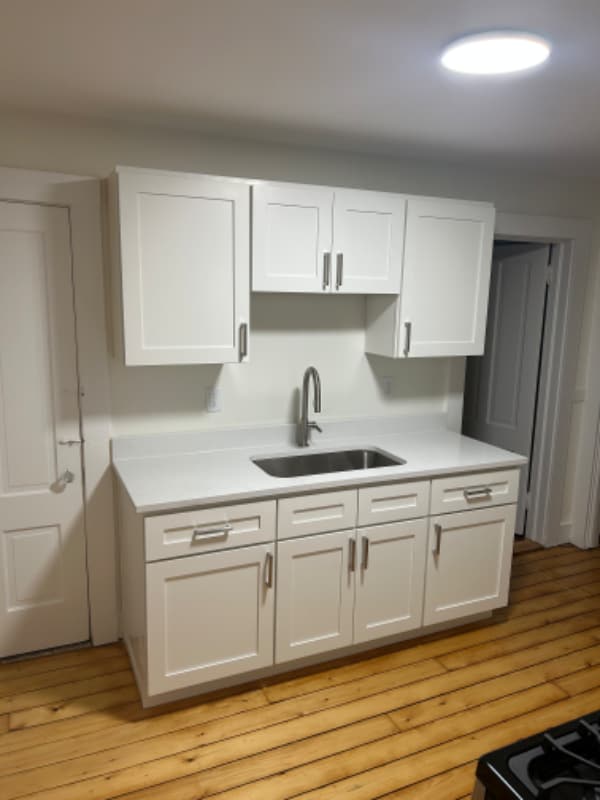 13 Winter St unit U2, Manchester, CT 06040 - photo 2