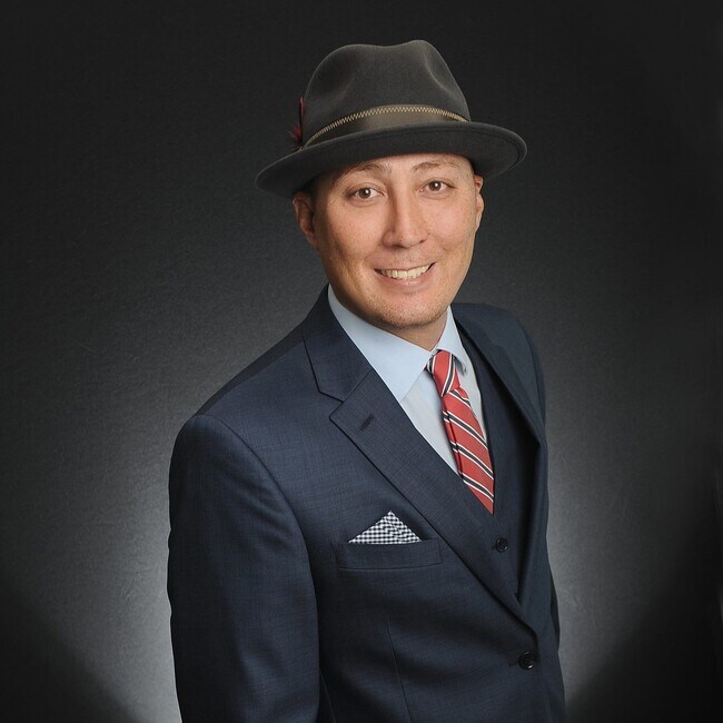 Agent Photo