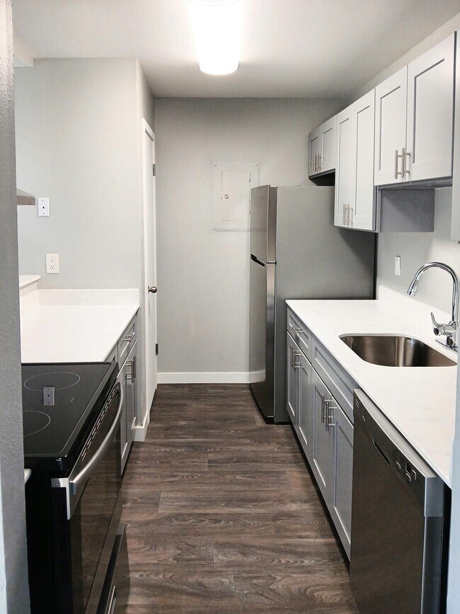 23913 111th Place SE, Kent, WA 98031
