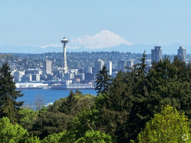 Downtown Seattle can be accessed by bus from downtown Tacoma.