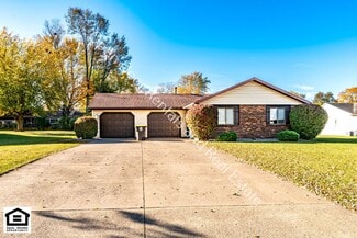 4934-4936 Vermont Ln Unit 4934 Vermont Lane, Fort Wayne, IN 46815