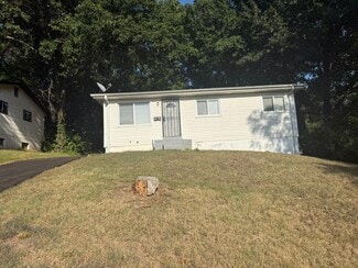 4000 Shirley Dr, Saint Louis, MO 63121