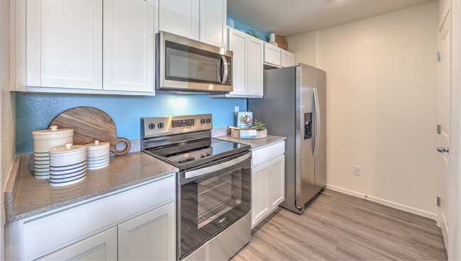 6074 Hibiscus Garden St unit 36208354, North Las Vegas, NV 89081 - photo 5