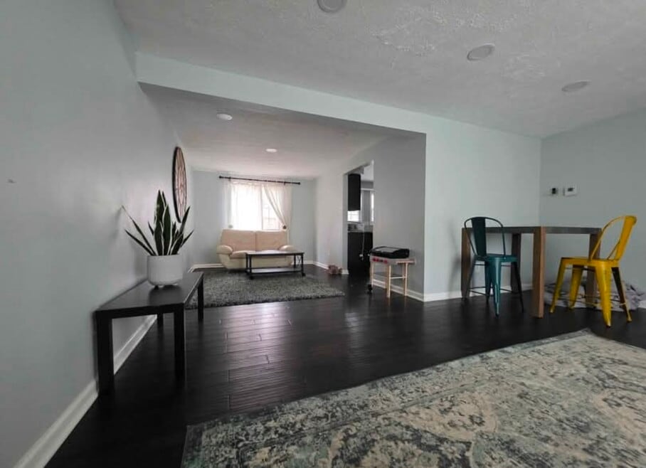 8499 Rainbow Bridge Ln, Springfield, VA 22153 - photo 1