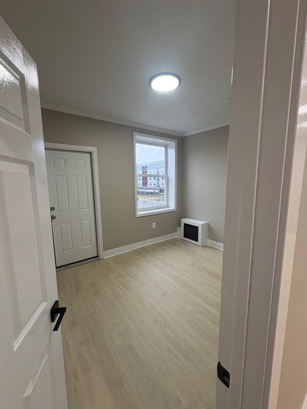 38 Winans St, East Orange, NJ 07017 - photo 5