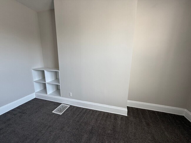 112 W Nixon St, Cincinnati, OH 45220 - photo 7