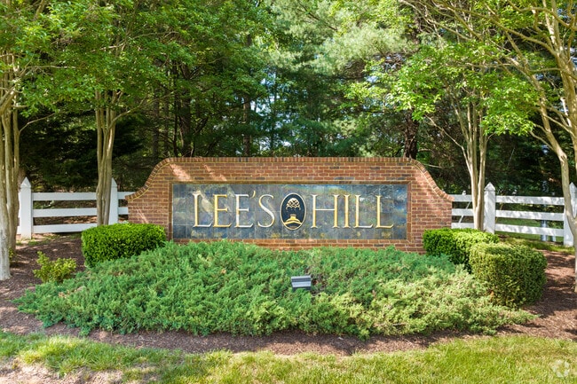 Lee's Hill fosters a close-knit community with year-round events.
