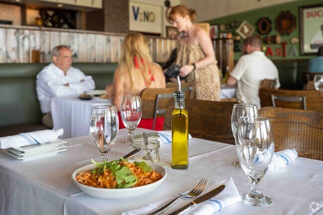 Pesciolino Osteria restaurant near the South DuPage River has homemade pasta and fresh seafood.