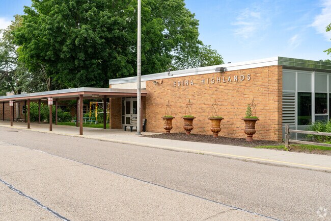 Highlands Elementary has rightfully obtained an overall graded A on Niche.