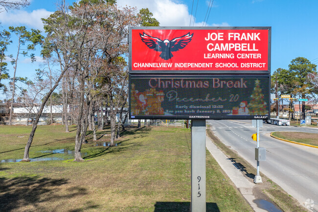 Endeavor offers 9th through 12th grade Education.