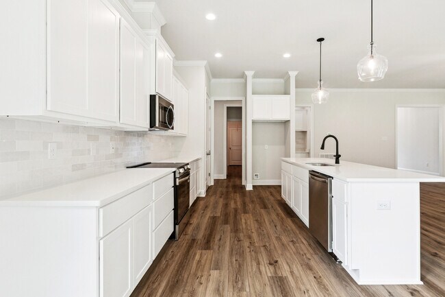 119 Jefferson Davis Pkwy, Picayune, MS 39466 - photo 7