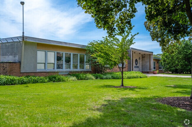 Beaumont Elementary School serves grades K - 5th grade.