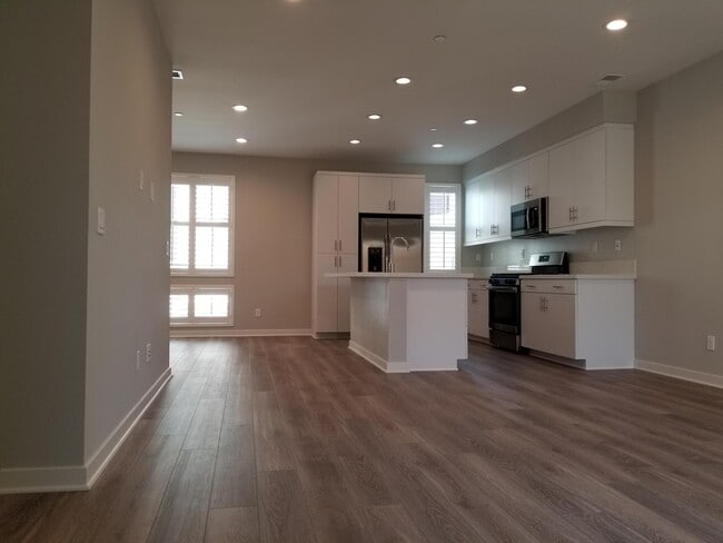 2137 Stellar Way, Chula Vista, CA 91915 - photo 4