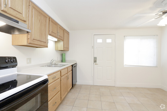 2 Bedroom - Kitchen