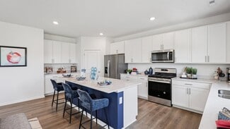 6034 Madera Dr, Whitestown, IN 46075