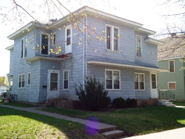 413 10th St S unit 413, La Crosse, WI 54601 - photo 1