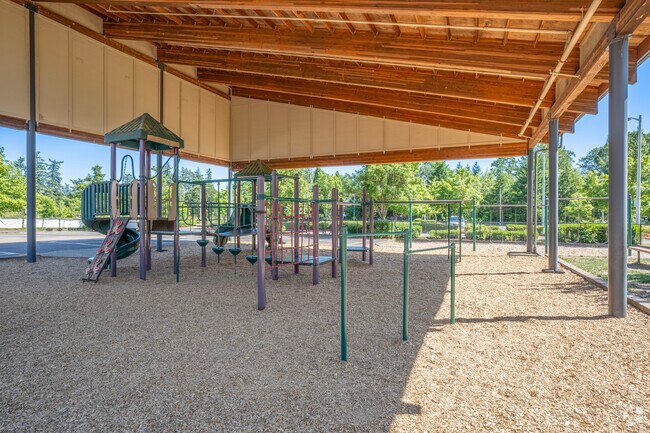 Orenco Elementary School in Hillsboro, Oregon has both covered and uncovers playgrounds.