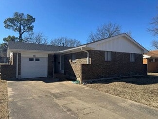 1709 Virginia Dr, McAlester, OK 74501