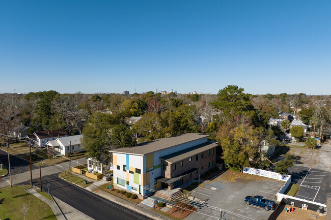 Savannah Legacy Academy is near downtown Savannah.
