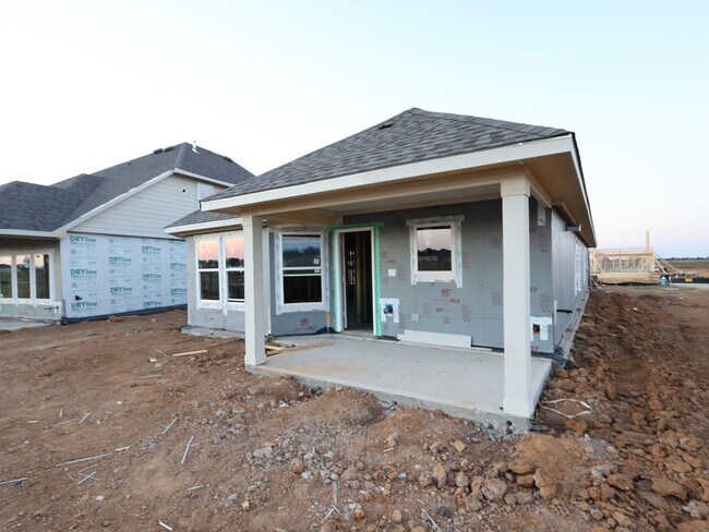 31007 Newcomb Landing Ln, Waller, TX 77484 - photo 6