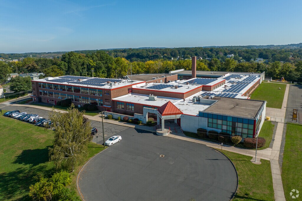 Smith Elementary School is a public elementary school located in New Britain.