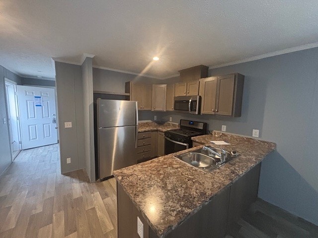 57 3rd St, Dearborn Heights, MI 48127 - photo 3