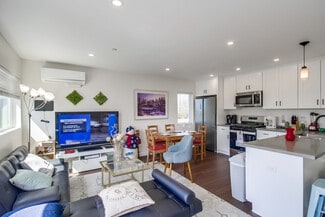 723 E 22nd St, National City, CA 91950