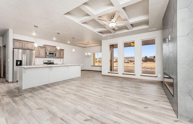 14-custom-1220 N Rose Ave-29.jpg