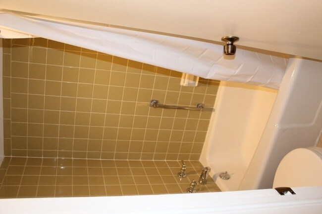 Regency Square Condominium unit 502, State College, PA 16801 - photo 6