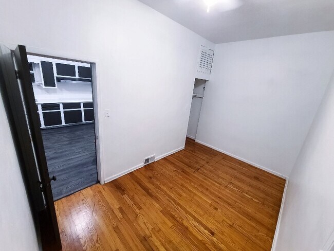 636 W 17th St unit 1, Erie, PA 16502 - photo 7