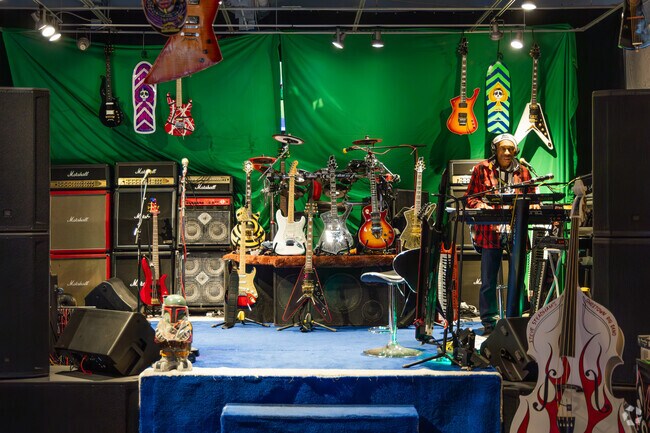 Stedmz in Winchester offers live music and skateboards, and is run by Steve Steadham.