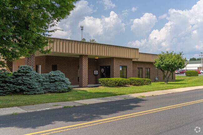Students of Blue Mountain Lake can attend Summit School of The Poconos.