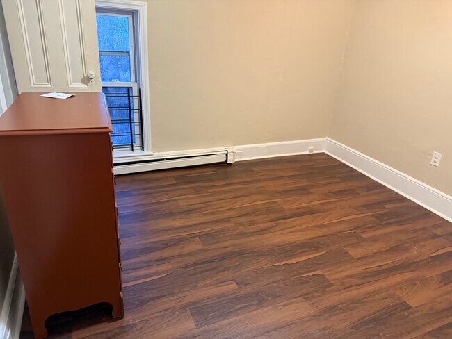 56 Parker St unit 1, Attleboro, MA 02703 - photo 4