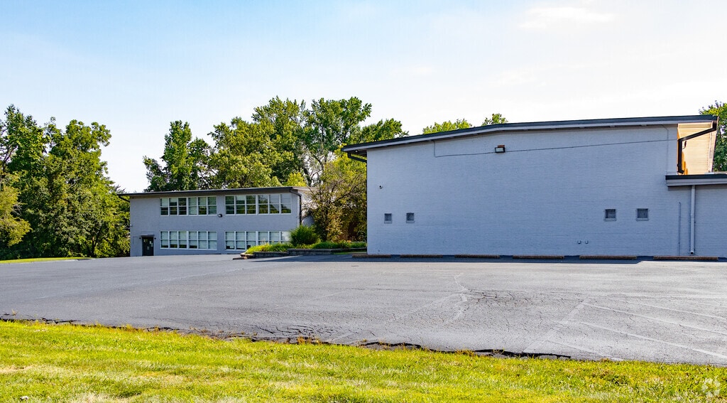 The Innovation School at Cv building in Cool Valley.