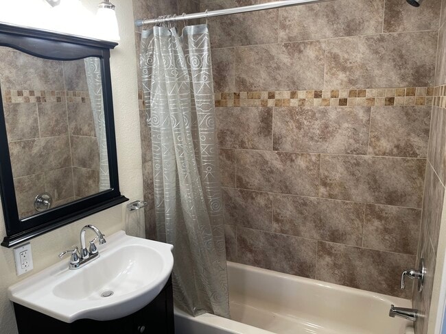 2nd bathroom