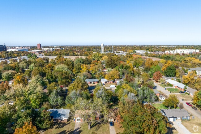 Beautiful homes surround the University of Oklahoma campus.