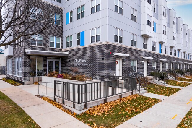 City Place Apartments, Milwaukee, WI 53212 - photo 4