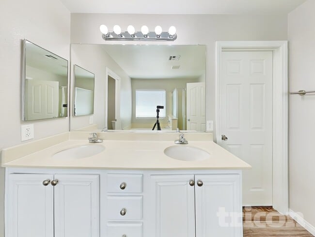 129 Snow Dome Ave, North Las Vegas, NV 89031 - photo 7