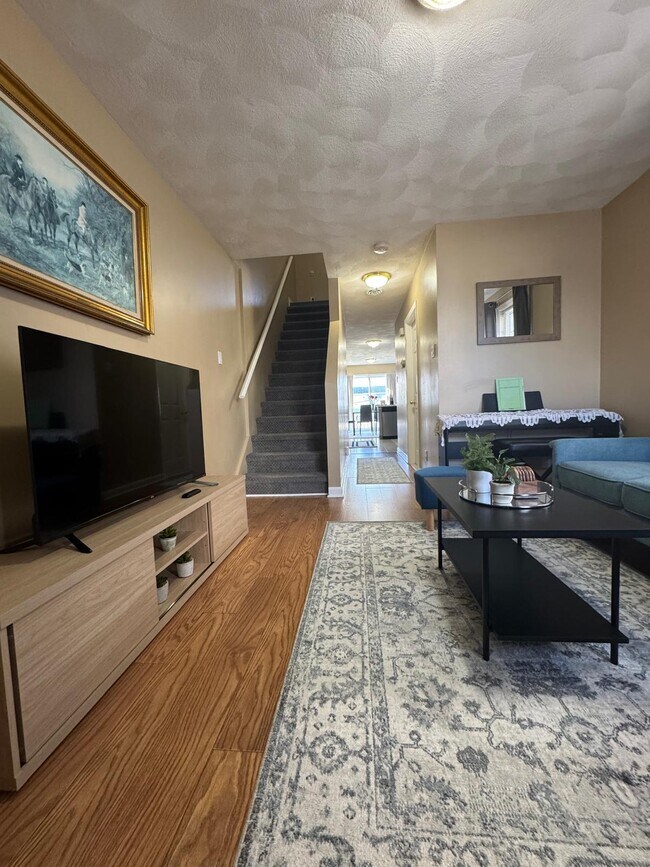 31 Tapley Ave, Revere, MA 02151 - photo 5