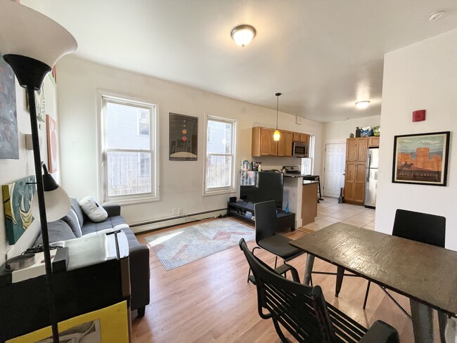 53 Delle Ave unit 1, Roxbury Crossing, MA 02120 - photo 2