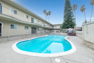 256 W Verdugo Ave, Burbank, CA 91502