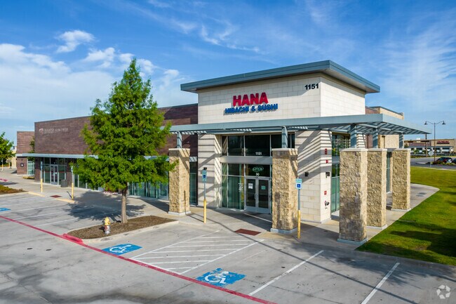 Hana Hibachi & Sushi is a trendy spot in Prosper to get sushi and sake in a nice atmosphere.