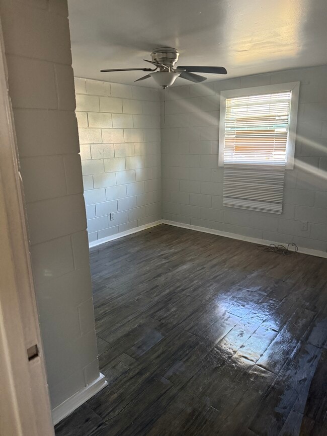 541 Palm Beach St unit 539, Tallahassee, FL 32310 - photo 3