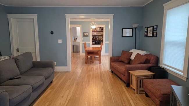 31 Lawrence St, Watertown, MA 02472 - photo 3