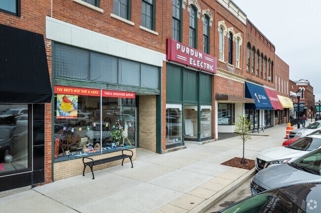 Downtown Macomb has a mix of local restaurants and businesses.