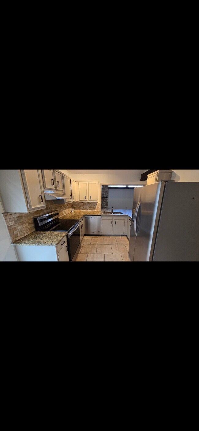 12714 La Quinta St, San Antonio, TX 78233 - photo 4