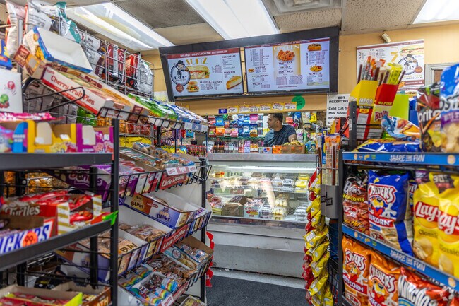 Grab a delicious sub from the nice owners at Daddy Subz in Midtown Milwaukee.