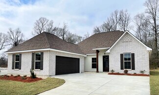 18751 Corlis Green Dr, Zachary, LA 70791